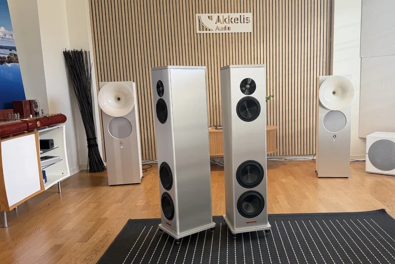 Magico Loudspeakers - Magico A3 - Demoex - Bild 1 av 3