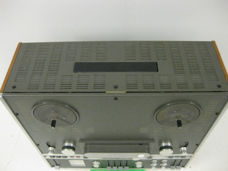 Revox A700 2 spår stereo 3 hastigheter Högsta 15'' Revox A700 2 spår stereo 3 hastigheter Högsta 15'' - Bild 6 av 6