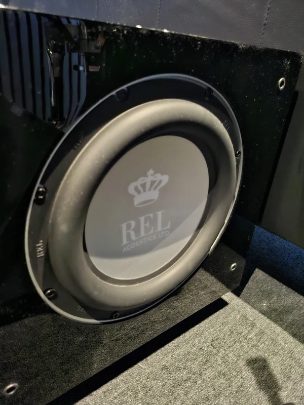 REL S510 - Image 1 of 4