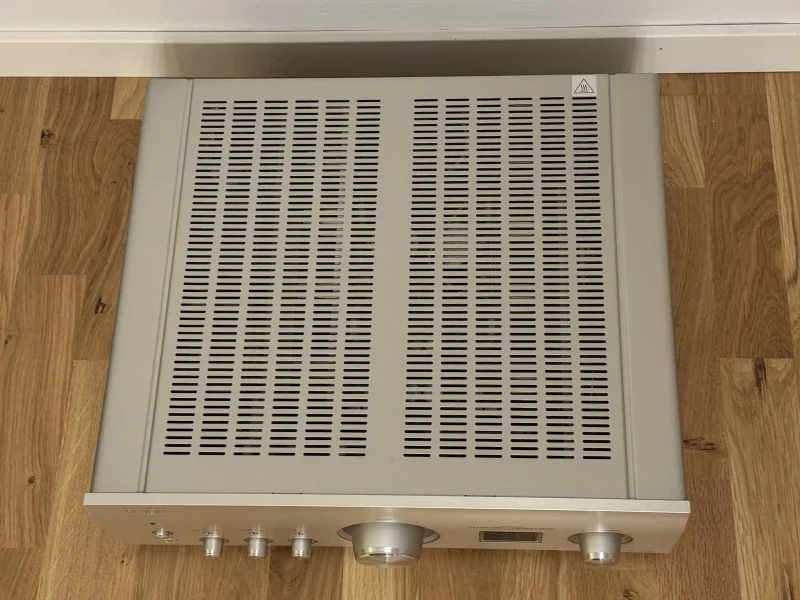 Denon PMA-1700NE F&ouml;rst&auml;rkare - Bild 3 av 7