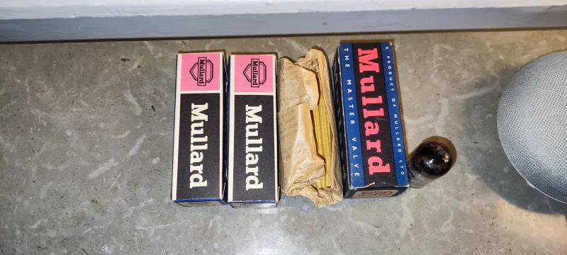 Mullard ecc84 NOS 3 st 2 st fr&aring;n 60 tale 1 st fr&aring;n 50 talet kod BOL - Bild 2 av 7