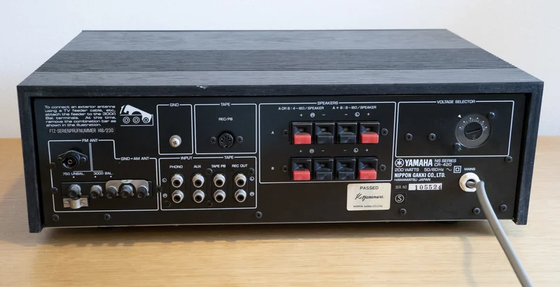 Yamaha CR-420 AM/FM Stereo Receiver (1977-80) - Bild 4 av 5