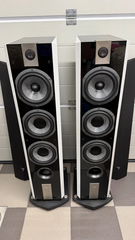 Focal Chorus 826W + Rotel RA-1570 &ndash; kan s&auml;ljas separat - Bild 2 av 6