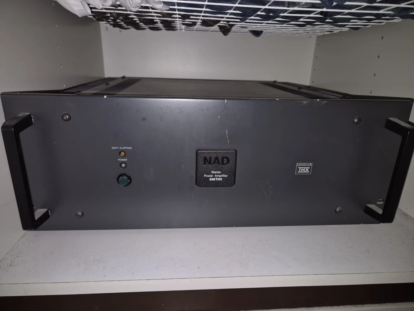 NAD 208 THX