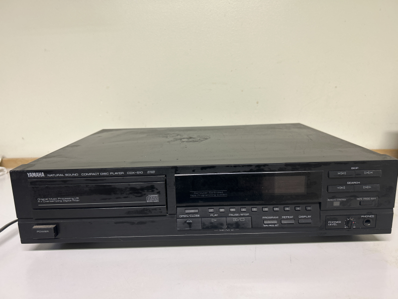 Yamaha - Bild 1 av 2