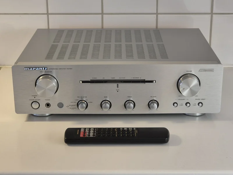 Marantz PM7001 KI Marantz PM7001 KI - Bild 1 av 3