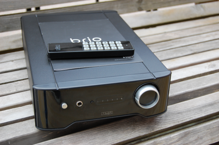 Rega Brio