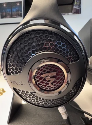 Focal Utopia 2022, open ear , hörlur i referensklass