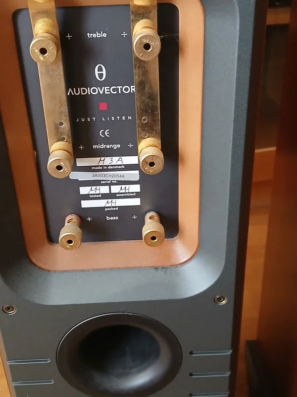 Audiovector M3 golvh&ouml;gtalare  - Bild 3 av 4