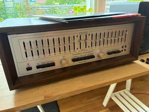 Soundcraftsmen Preamp-Equalizer PE2217