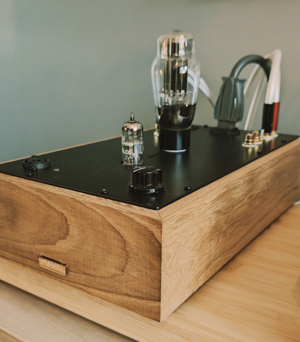 Eufonika H7 hörlursförstärkare/försteg Eufonika H7 hörlursförstärkare/försteg - Bild 1 av 3