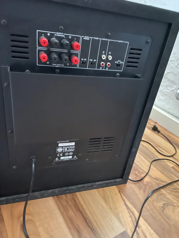 Yamaha yst-sw 300 - Bild 1 av 3