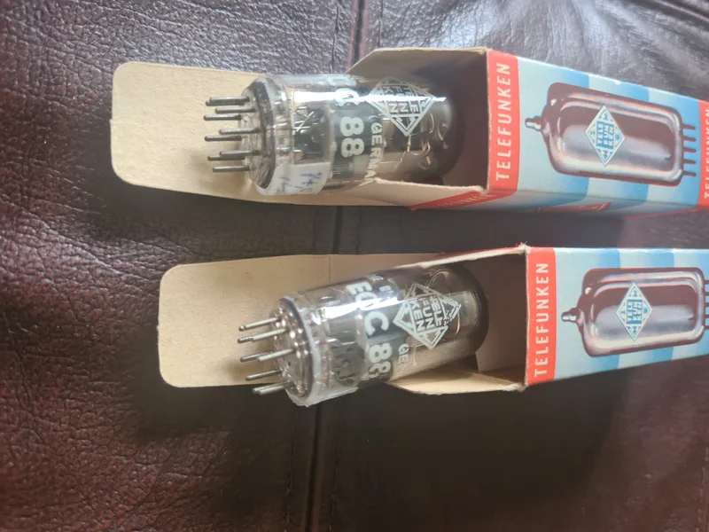 ECC88 Telefunken - Bild 2 av 2