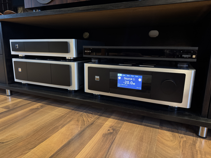 NAD M17 V2, NAD M27, NAD M22 V2 - Bild 1 av 5
