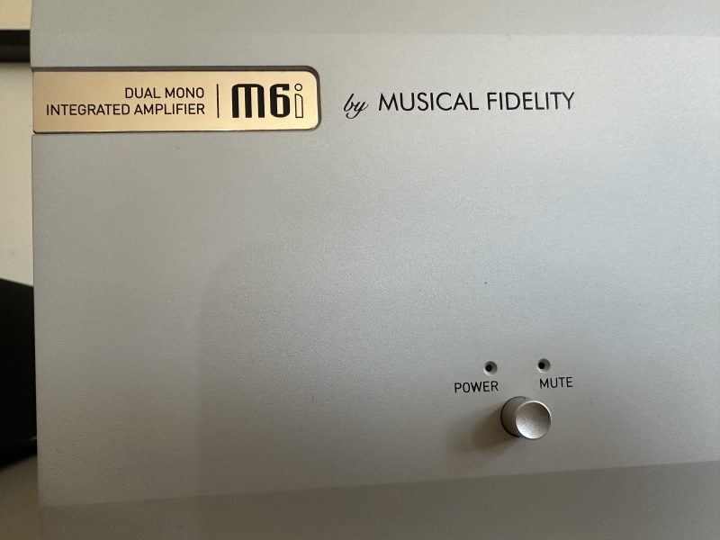 Musical Fidelity M6i Musical Fidelity M6i - Bild 5 av 6
