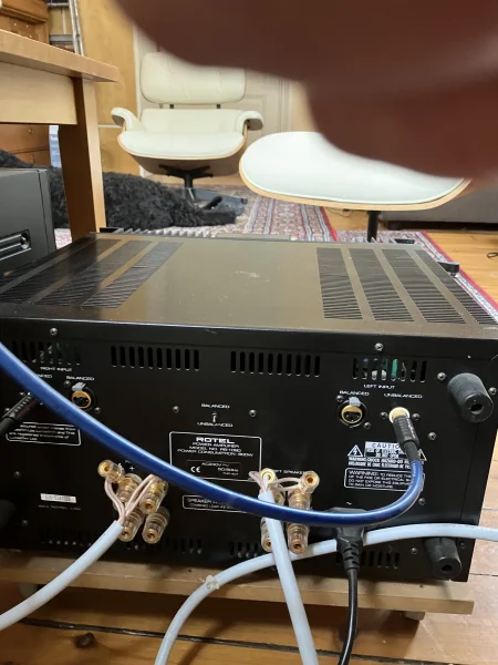 Rotel RB1090 - Bild 2 av 2