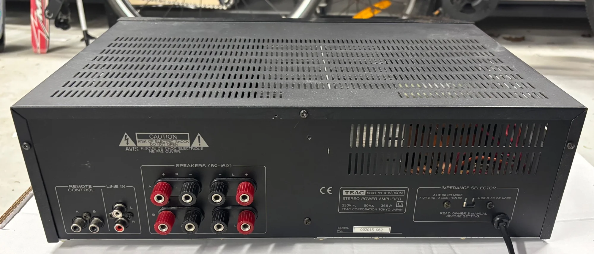 TEAC A-V3000M slutsteg - Bild 2 av 3