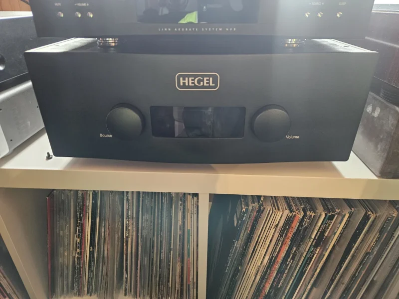 Hegel H590 - Bilde 1 av 1