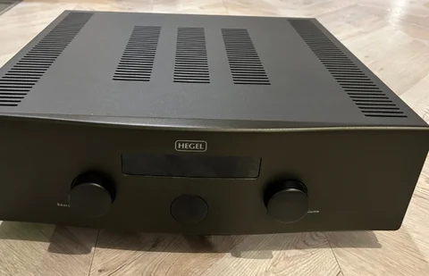 Hegel H300 &ndash; High-End Kraftpaket i Toppskick