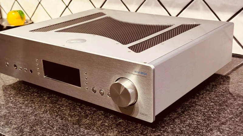 Cambridge Audio Azur 851A (Silver) &ndash; Kraftfull High-End f&ouml;rst&auml;rkare - Bild 3 av 8