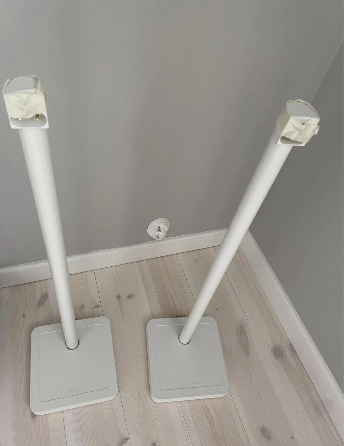 Monitor Audio Radius Stand högtalarstativ vit Monitor Audio Radius Stand högtalarstativ vit - Billede 1 af 3
