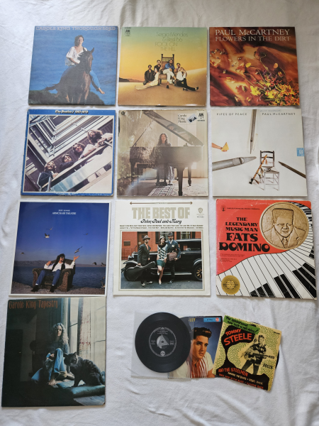 Vinylskivor säljes - Bild 1 av 1