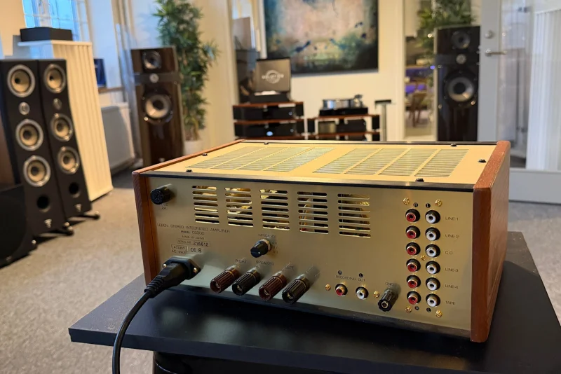 Leben CS300 - Begagnad r&ouml;rf&ouml;rst&auml;rkare - Bild 2 av 3