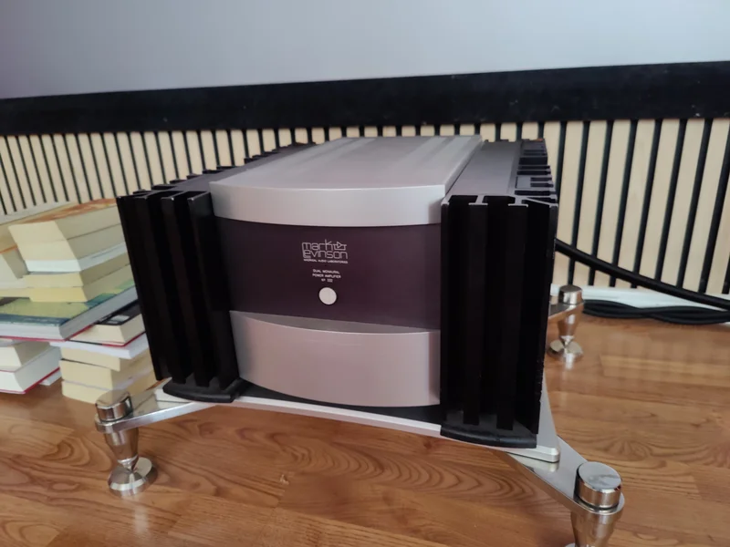 Mark Levinson no 332 Mark Levinson no 332 - Bild 1 av 2