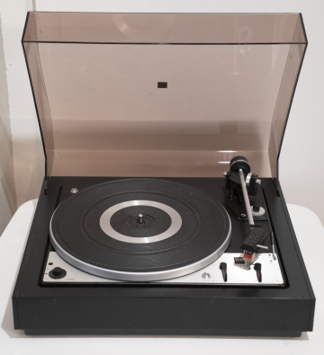 Dual 1225 Helautomatisk skivspelare