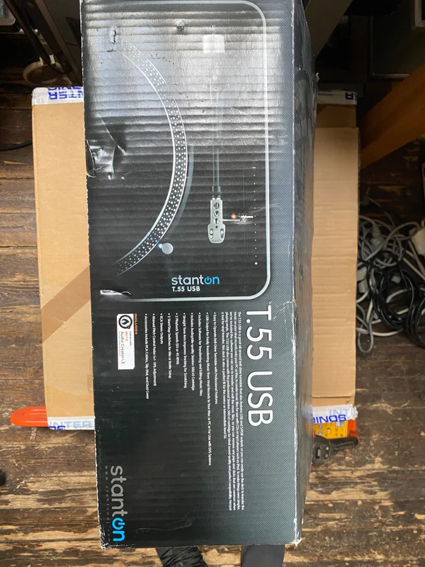 Stanton T.55 USB Stanton T.55 USB - Bild 1 av 3