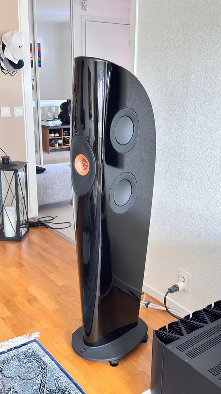 Kef Blade 2 Meta - Bild 1 av 2