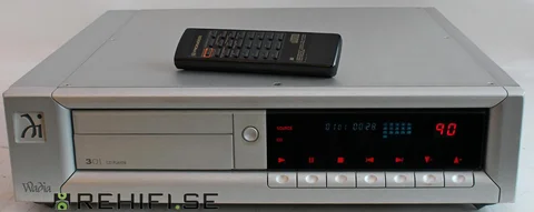 Wadia 301