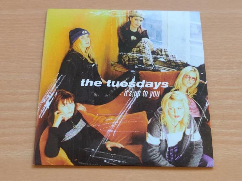 The Tuesdays - It's Up To You singel The Tuesdays - It's Up To You singel - Bild 1 av 1