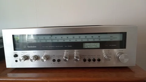 Technics SA-5350 stereoreceiver – Säljs som renoverings...