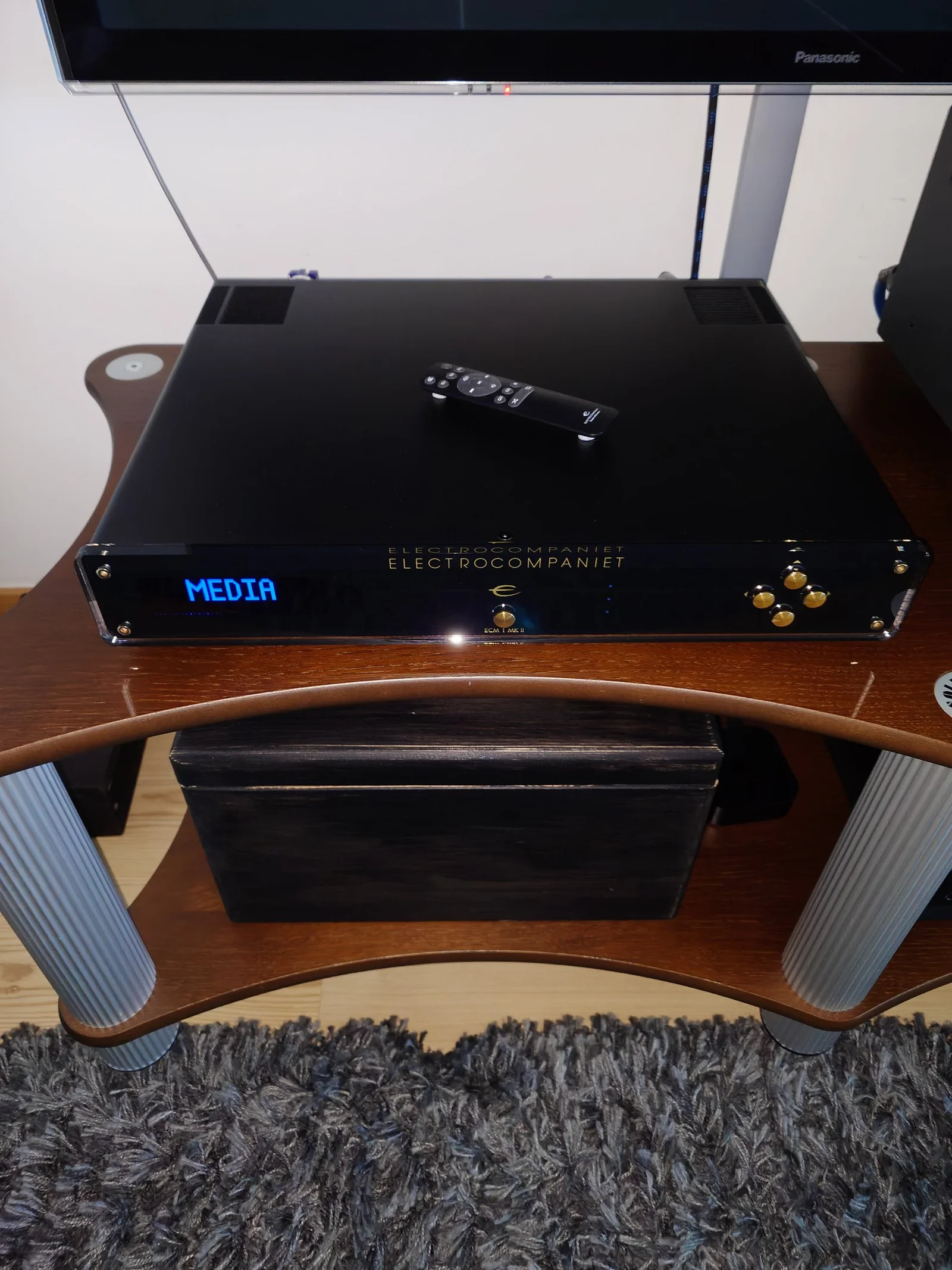 Electrocompaniet ecm1 mk2 streamer dac - Bild 1 av 1