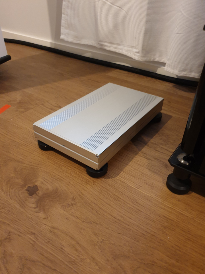 Nuforce reference 9 v2