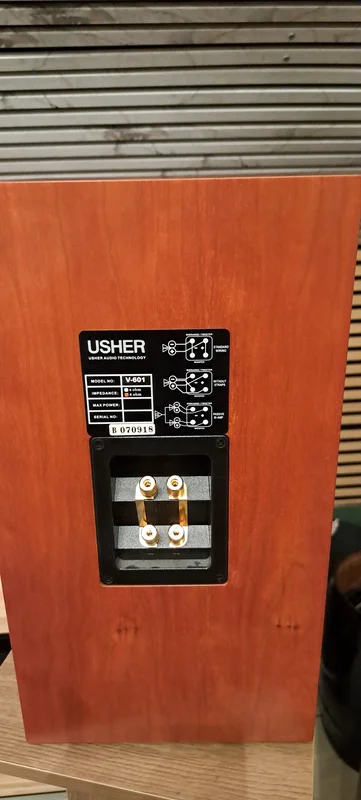 Usher V-601 - Bild 2 av 3