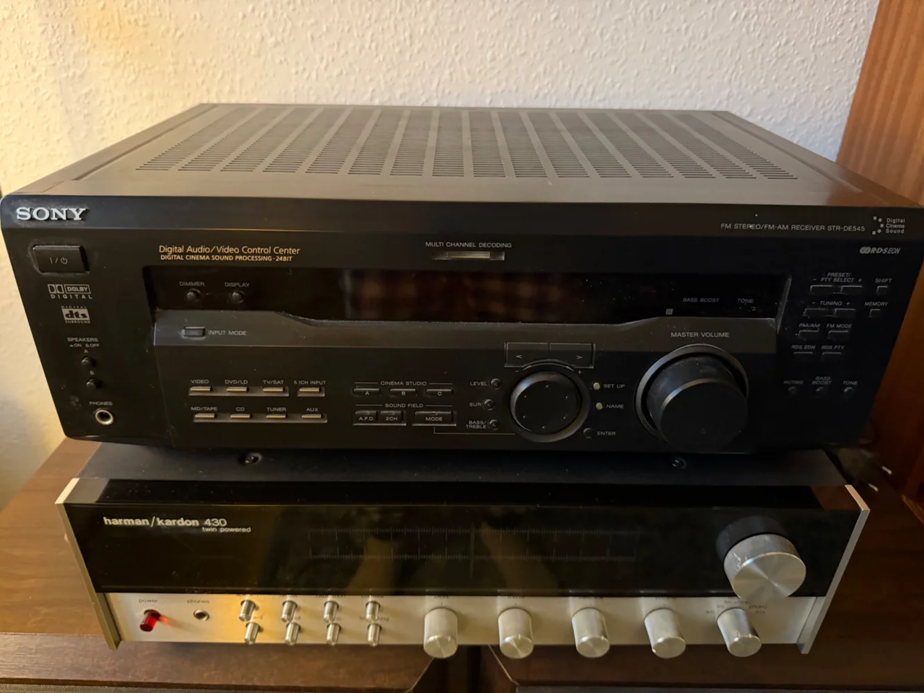 Sony STR-DE545 &ndash; Kraftfull hemmabiof&ouml;rst&auml;rkare med riktigt bra ljud! - Bild 1 av 4