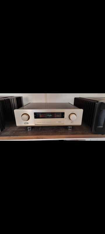 Accuphase DC-300