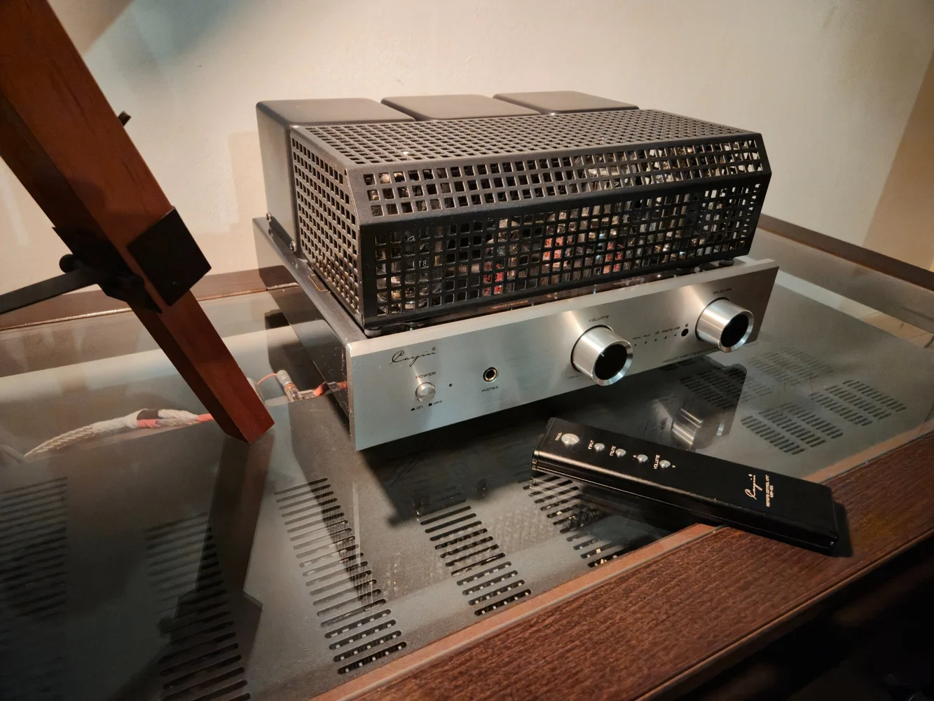 Cayin CS 55A KT-88 s&auml;ljes ev bytes - Bild 1 av 2