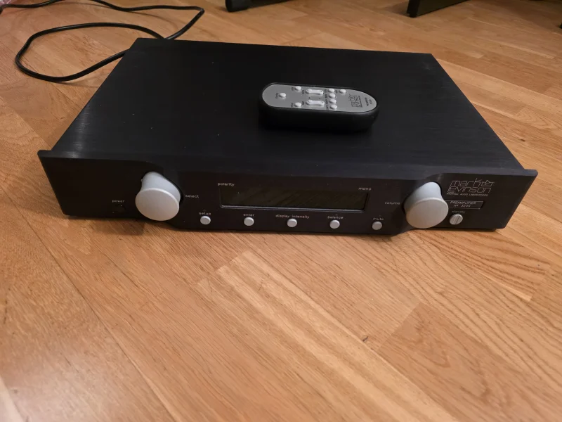 Mark Levinson No 320S - Med inbyggt RIAA & Originalemballage - Bild 1 av 6
