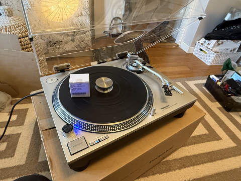 Technics SL-1200GR säljes