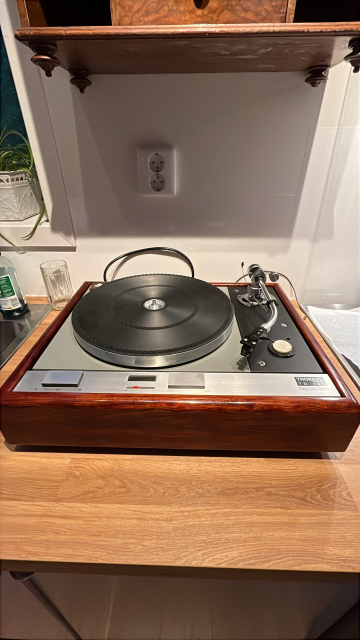 Thorens TD-125 utan tonarm