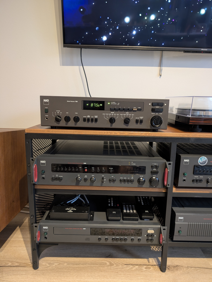 NAD 7155 2x150W NAD Watt! Kraftfull Vintage Förstärkare