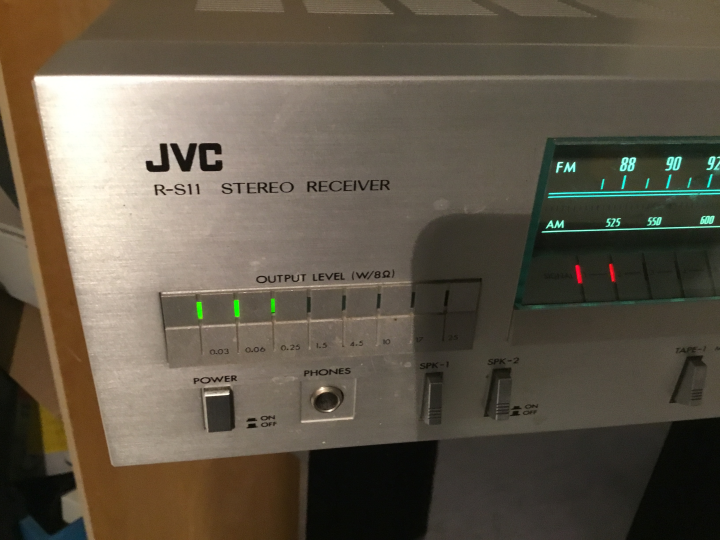 JVC R-s11