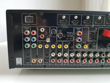 Yamaha RX-V665 Receiver
