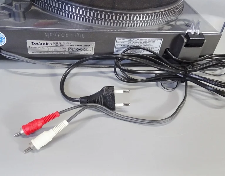 Technics SL-3210 - Bild 3 av 3