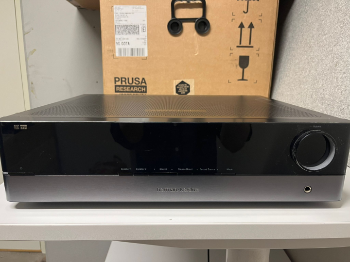 Harman Kardon HK990 – High-End Integrerad Förstärkare med 2x150W