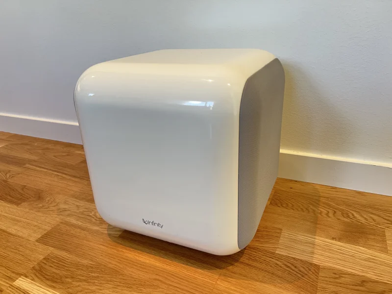 8-tums subwoofers fr&aring;n Infinity i v&auml;ldigt bra skick - Bild 3 av 4