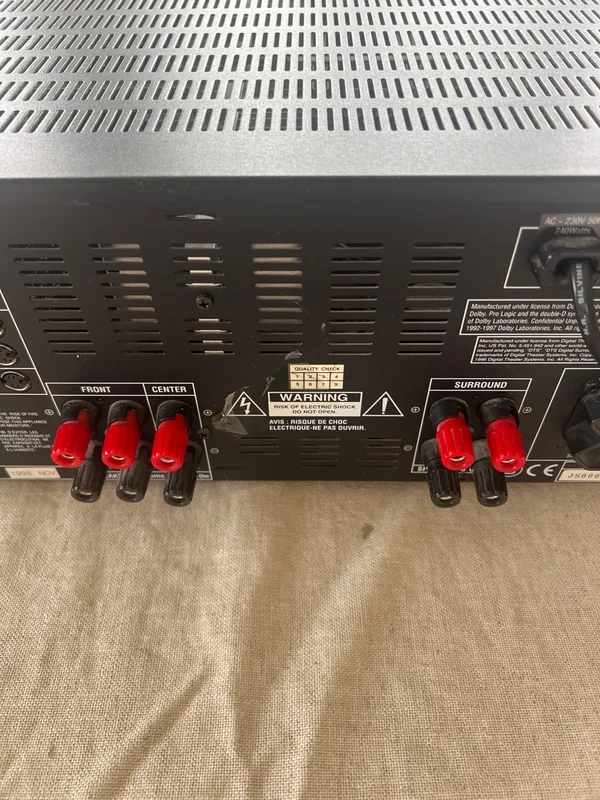 Harman Kardon AVR 65RDS – klassisk AV-receiver Harman Kardon AVR 65RDS – klassisk AV-receiver - Bild 4 av 5
